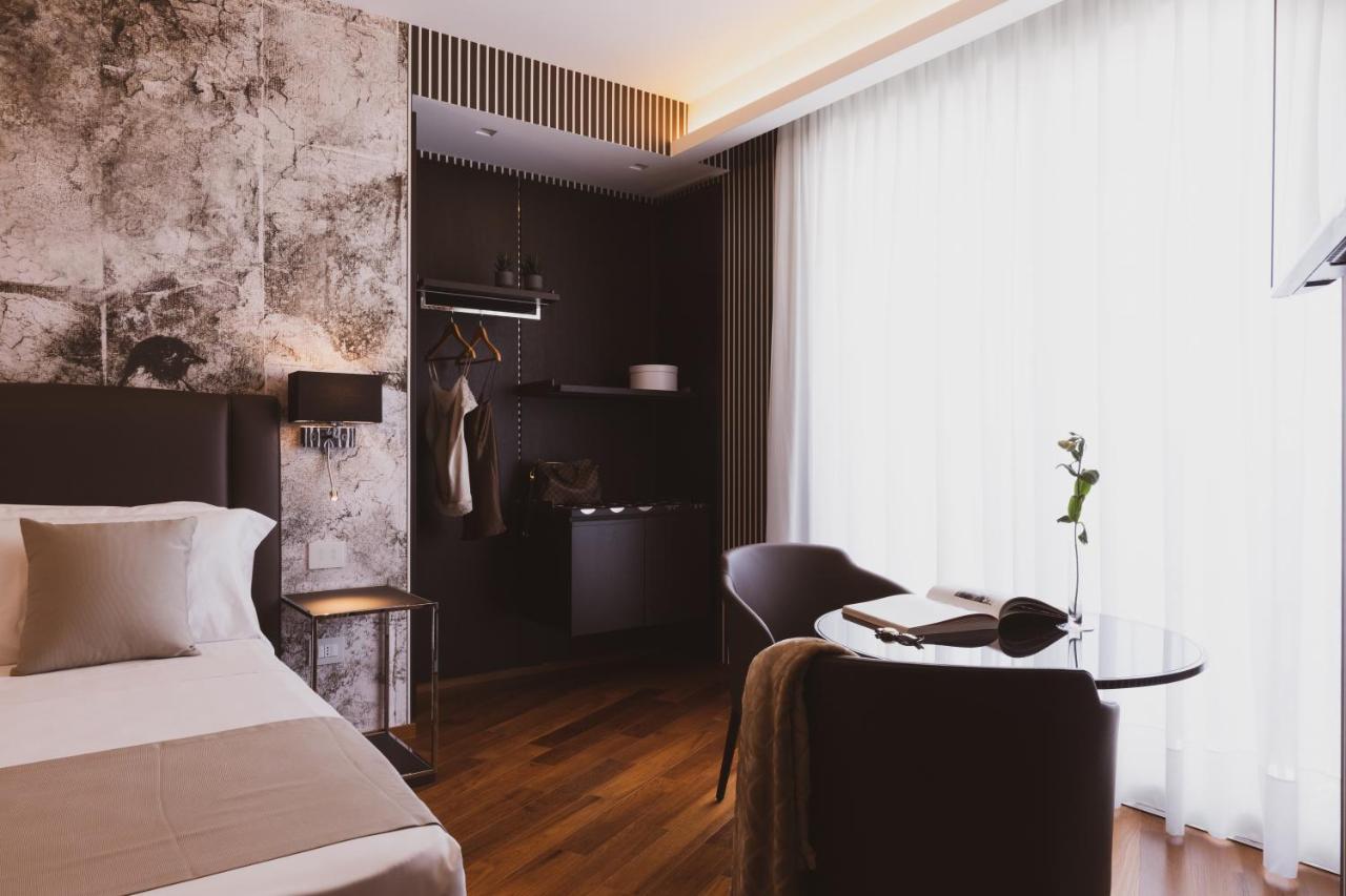 Hotel Callistos & 4*