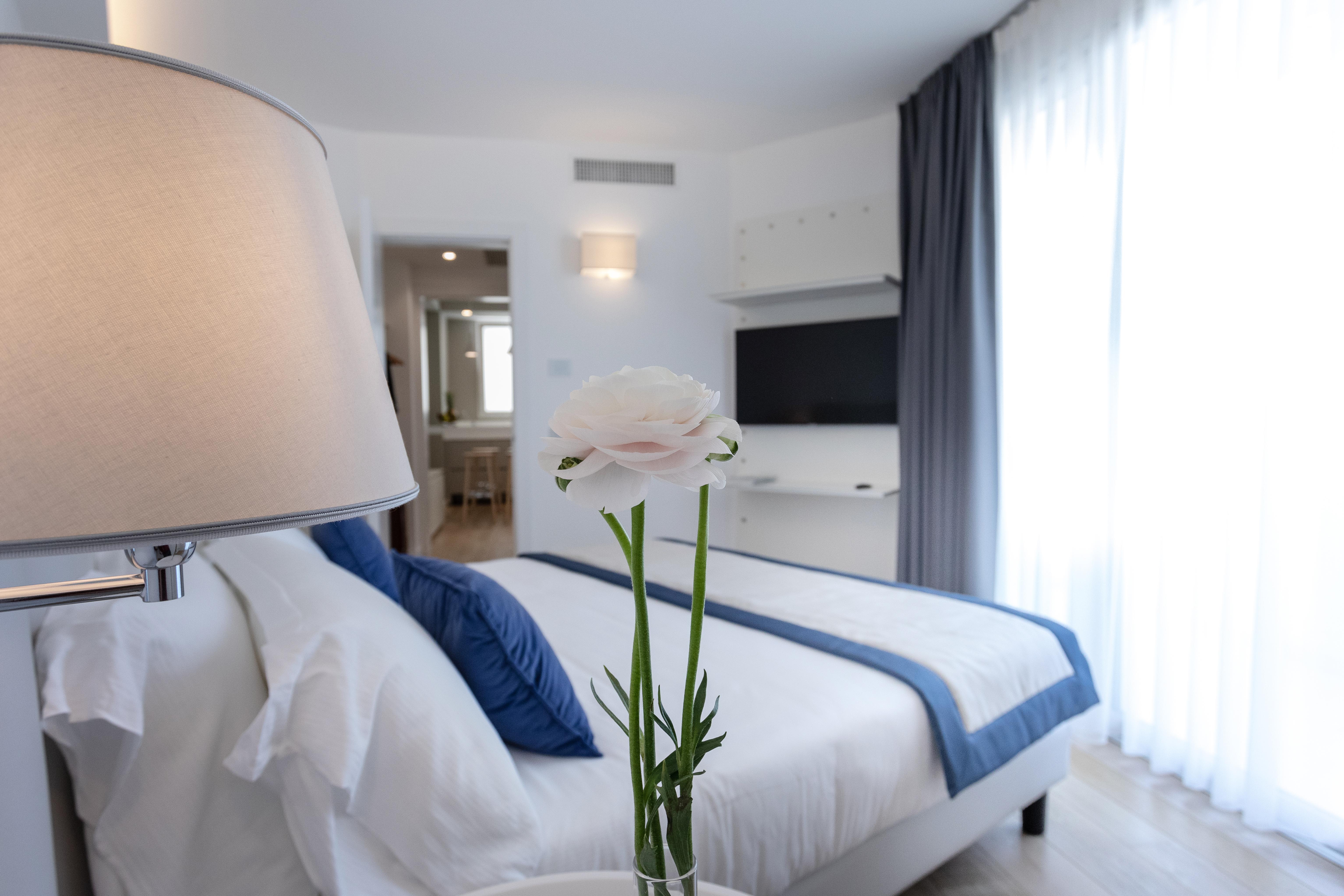 Callistos & Hotel 4*