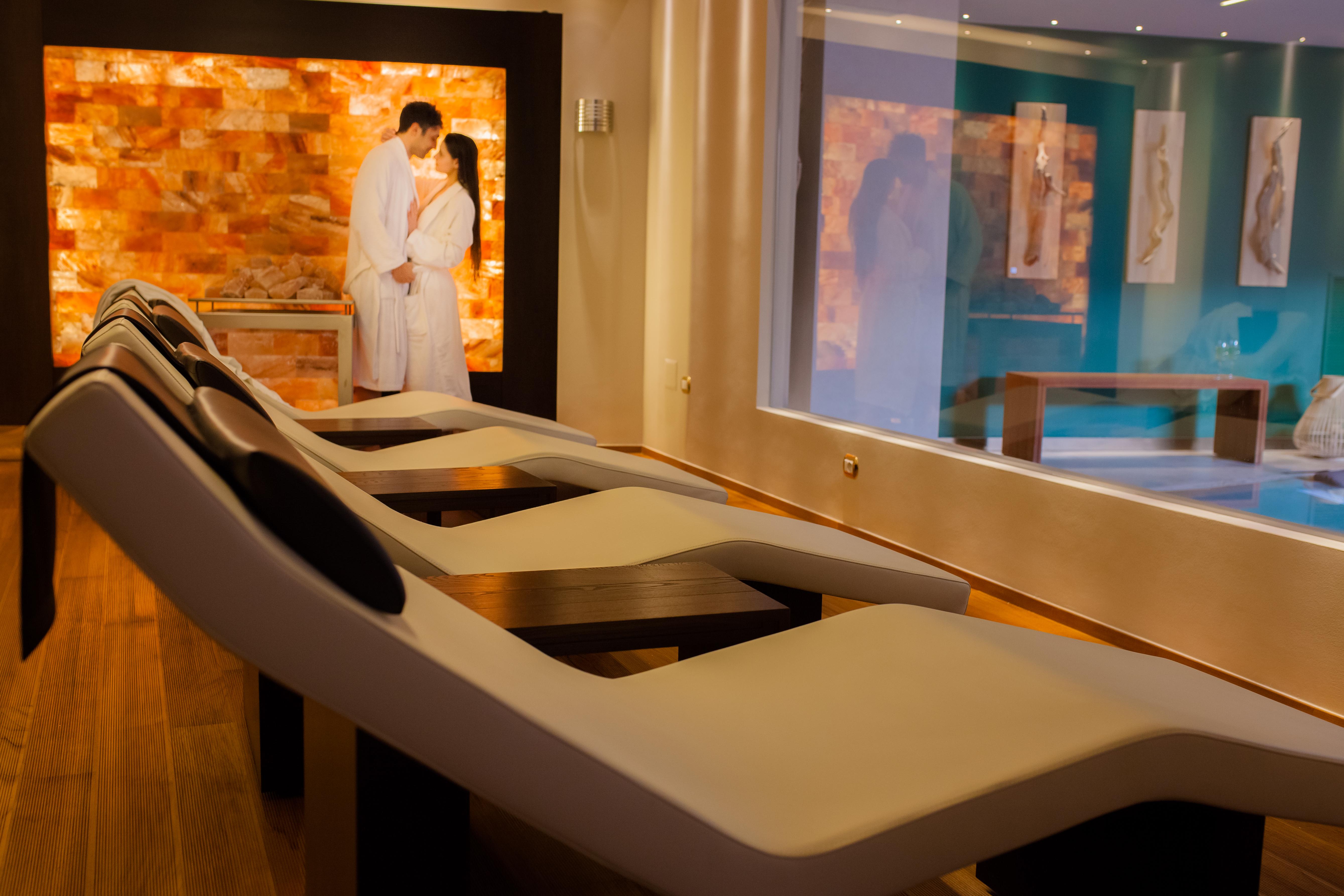 Callistos & Hotel 4*