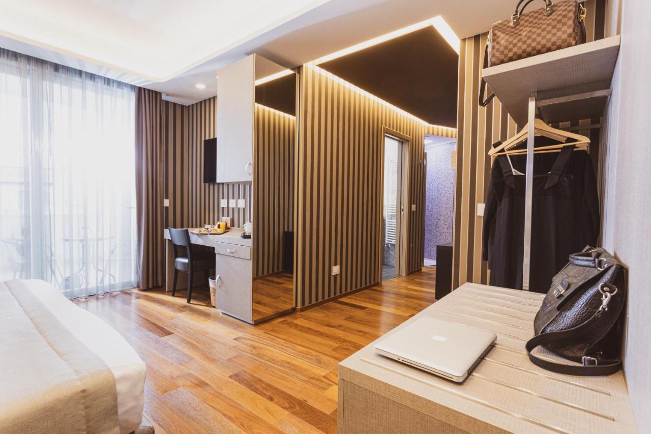 Callistos & Hotel 4*